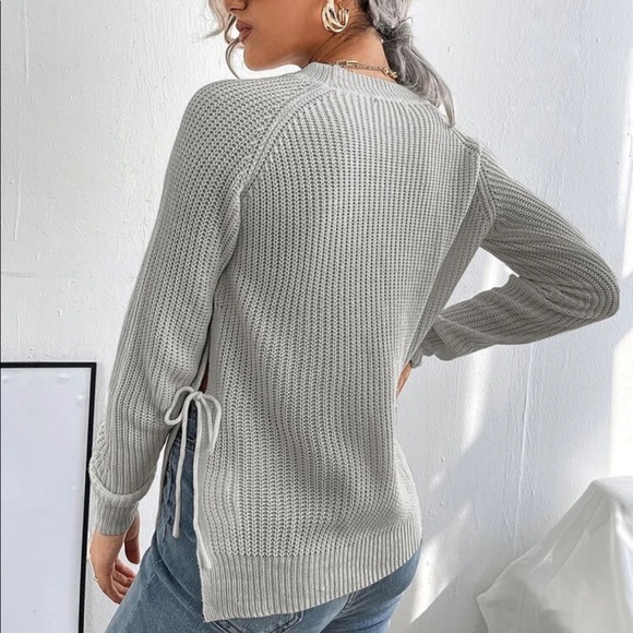Split Knot Side Raglan Sleeve Sweater - Picture 2 of 3